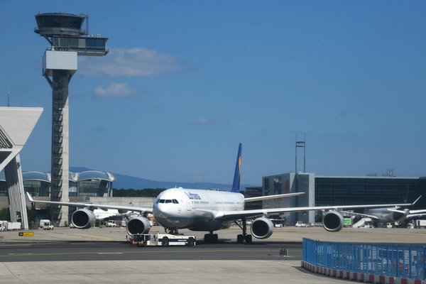 Voyages Aériens Abordables : Astuces et Conseils pour Dénicher des Billets à Prix Cassé